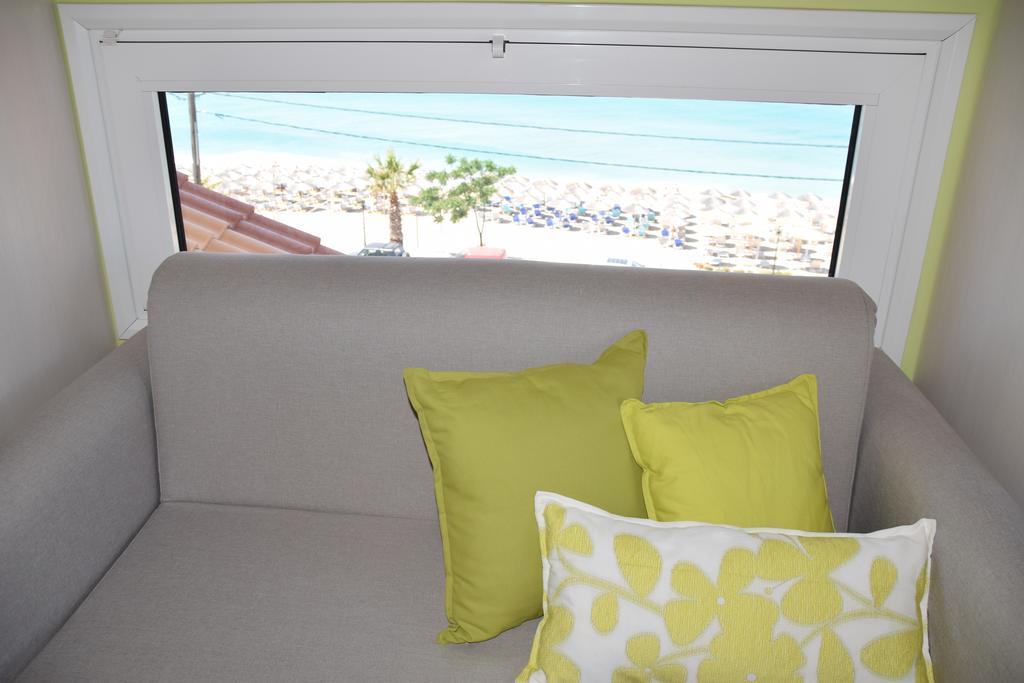 Whitesands Beach Resort Паралия Враху Стая снимка