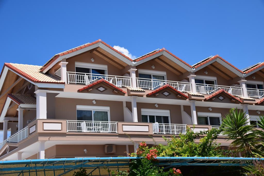 Whitesands Beach Resort Паралия Враху Екстериор снимка