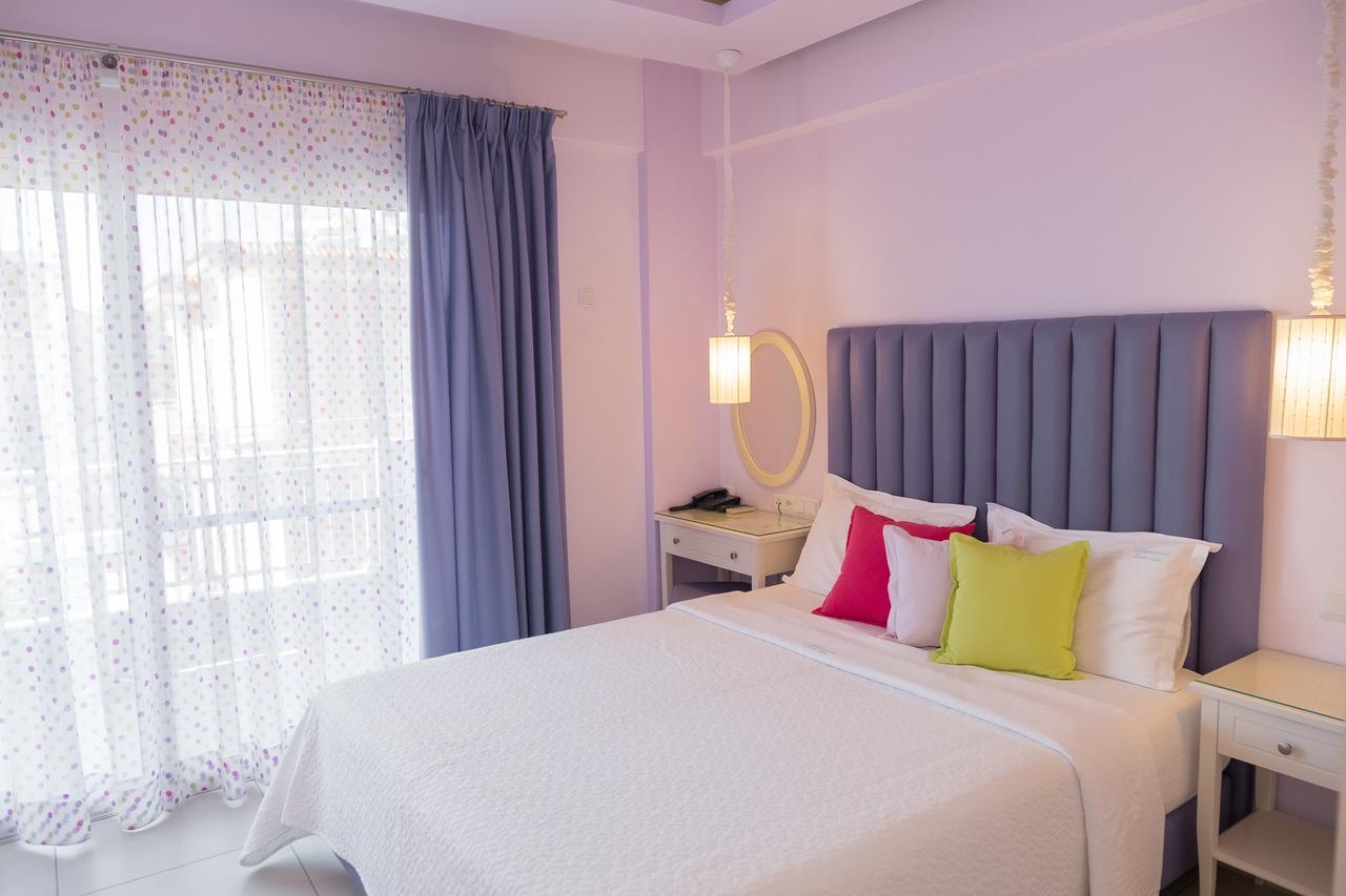 Whitesands Beach Resort Паралия Враху Екстериор снимка