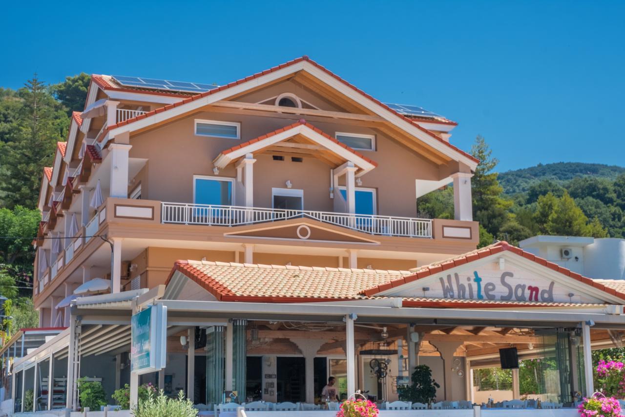 Whitesands Beach Resort Паралия Враху Екстериор снимка