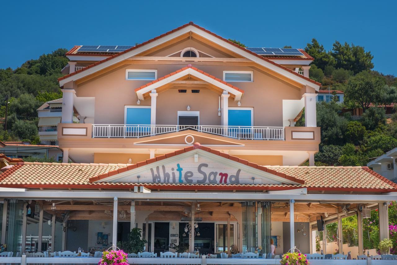 Whitesands Beach Resort Паралия Враху Екстериор снимка